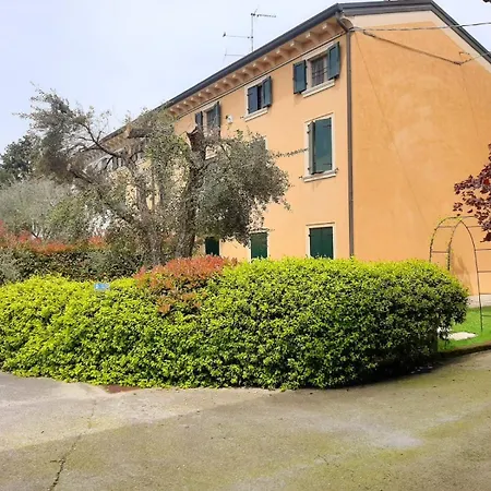 Holiday home Casa Vittoria-relax Tra Di Garda E Verona