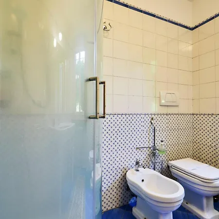 Casa Vittoria-relax Tra Di Garda E Verona בית נופש *